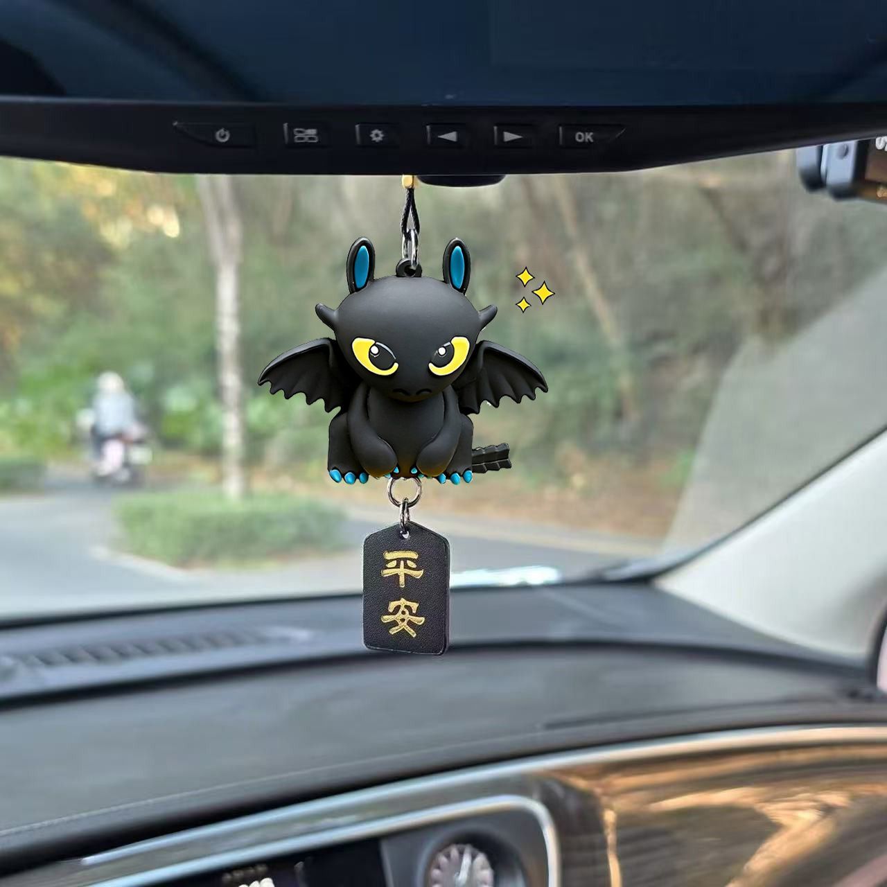 Toothless car hanging doll, cu - đánh giá và giá Car Accessories Etsy